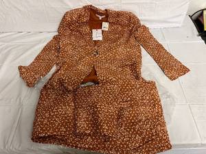 lot 206 image: Free People Maggie 2 Piece Suit - Size 6