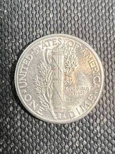 1937 US MERCURY DIME BU