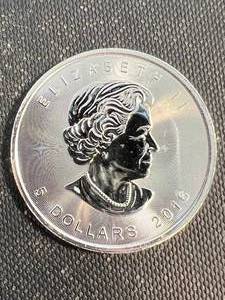 2016 CANADIAN MAPLE LEAF 1 TROY OZ .9999 FINE SILVER