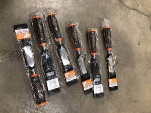 Lot of  Buckbros Comfort Grip Wood Chisel 1 14 in.  Customer Returns See Pictures
