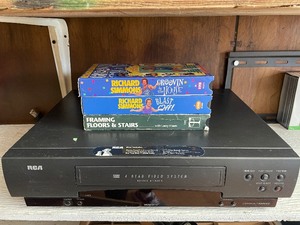 lot 63 image: VHS player, working with 3 VHS tapes