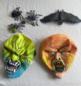 lot 82 image: Halloween masks and dcor...
