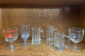 lot 110 image: Glass and mug lot...