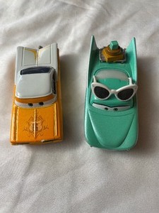lot 143 image: 2 Hot Wheels, Sally...