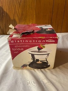 lot 267 image: Fondue set...