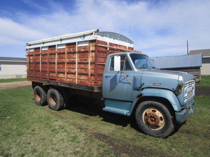 1969 GMC Tandem Grain Truck