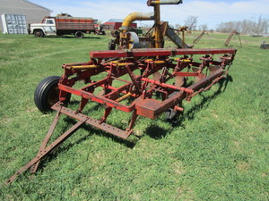 Melroe 6 Bottom Plow