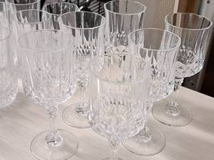 lot 21 image: Lot of (6) Lennox 7 Crystal Wine Glasses