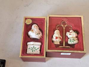 lot 49 image: Lot of (2) Lenox Santa theme Dcor
