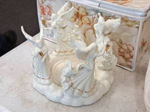 lot 51 image: Angels theme Candleholder