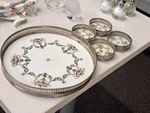 lot 79 image: Decorative Platter & (4) Matching Coasters