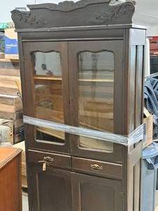 lot 89 image: Wood Hutch