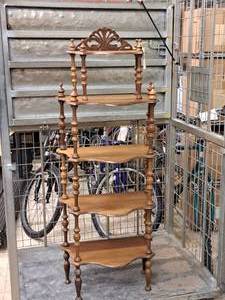 lot 96 image: Display Shelf 5-tier