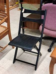 lot 103 image: Wooden Folding Chair