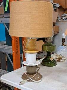 lot 127 image: Tea Cup theme Table Lamp  Shade