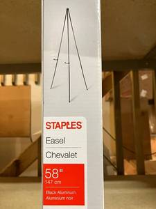 Black Aluminum Easel