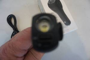 lot 33 image: REACT 7 in 1 12 V Multi Tool Charge Hub