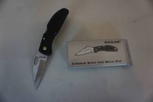 lot 47 image: Maxam Brand Model SK7473 Lock Back Knife With Metal Belt Clip