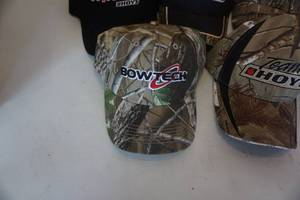 lot 153 image: 7 - Archery Themed Baseball Caps With Master Vision Cap Bill Light