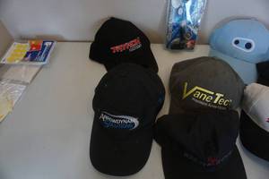 lot 154 image: 7 - Archery Themed Baseball Caps With Master Vision Cap Bill Li