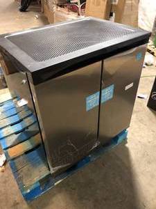 Avanti 31 in. 5.5 cu.ft. Mini Refrigerator in Stainless Steel With Freezer  Customer Returns See Pictures