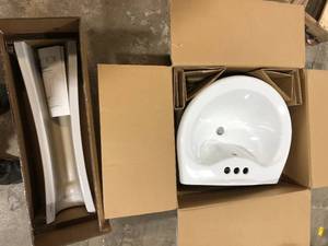 Glacier Bay Shelburne 8.2 in. Pedestal Sink Basin in White Vitreous China and Pedestal Leg Customer Returns See Pictures