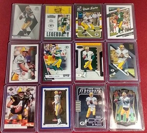 lot 5 image: (12) Brett Favre Cards