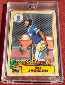 lot 67 image: 1987 Topps Bo Jackson Rookie Card