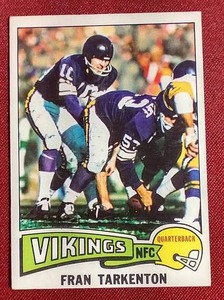 lot 121 image: 1975 Topps Fran Tarkenton Card