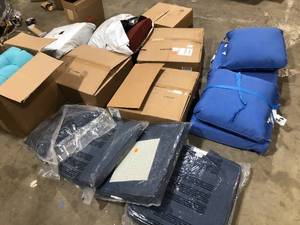 Lot of Assorted Outdoor Furniture Pillows Various Models and Conditions  Customer Returns See Pictures