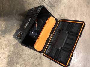 lot 27 image: RIDGID 2.0 Pro Gear System 22 in. XL Tool Box Storage Customer Returns See Pictures