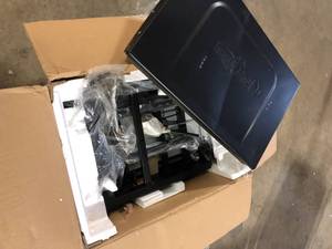 lot 39 image: Char-Griller Flat Iron 3-Burner Outdoor Griddle Gas Grill with Lid in Black  Customer Returns See Pictures