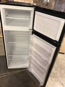 lot 40 image: Magic Chef 7.3 cu. ft. 2-Door Mini Fridge in Platinum Steel with Freezer   Customer Returns See Pictures