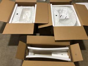 lot 9 image: Lot of Assorted Sinks Various Models and Conditions   Customer Returns See Pictures