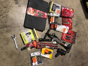 lot 16 image: Lot of Assorted Tools and Hardware Various Models and Conditions    Customer Returns See Pictures
