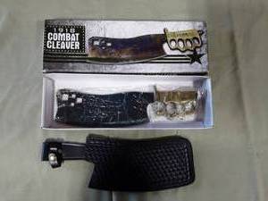 lot 18 image: 1918 Combat Cleaver With Sheath & Box