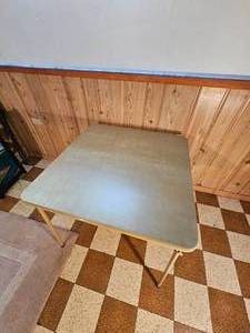lot 132 image: Rugged Tan Card Table