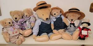 lot 90 image: North American Bear Co. Vanderbear Teddy Bear Collection