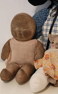lot 95 image: Vintage Cloth Doll Collection