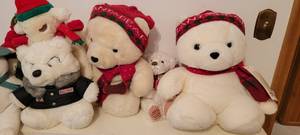 lot 82D image: Holiday Santa Bear and Snowden Collection