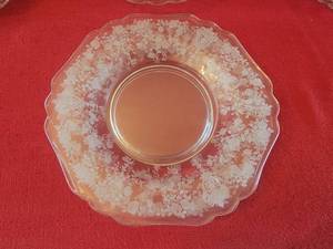 lot 33G image: Sparkling Vintage Baroque Floral Etched Plate Piece Set (19)