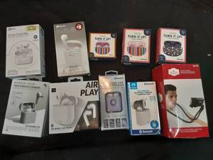9 new airpod sets and phone holder