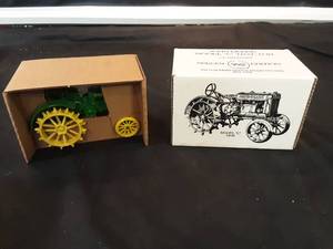 ERTL 65th anniversary John Deere model C tractor 1993 special edition