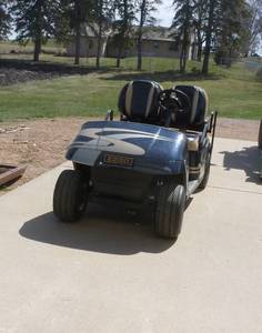 lot 2 image: EZ-GO electric golf cart - works great