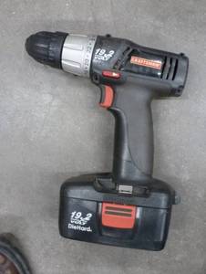 lot 25 image: Craftsman 19.2V drill - works