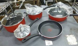 lot 99 image: Brand new set of T-Fal Pots and Pans cookware