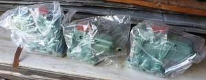 lot 141 image: 3 Numatics valves - new old stock