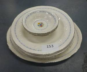 lot 153 image: Vintage Crown Potteries china, 5 dinner plates, 2 platters, 3 dessert bowls AND 5 vintage Anchor Hocking white with gold dishes