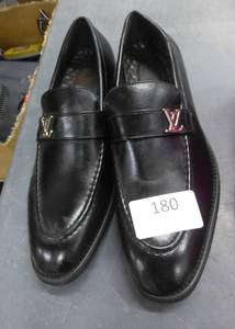 lot 180 image: Yves St Laurent mens dress shoes size 6.5 New