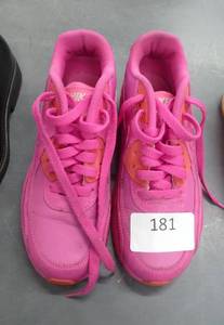 lot 181 image: Lightly worn Youth Nike AirMax size 4 shoes bright pink